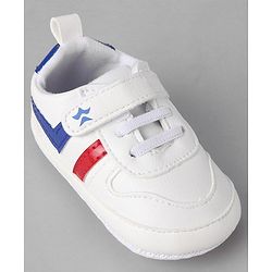 Cute Walk by Babyhug Velcro Closure Booties - White