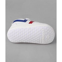 Cute Walk by Babyhug Velcro Closure Booties - White
