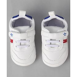 Cute Walk by Babyhug Velcro Closure Booties - White