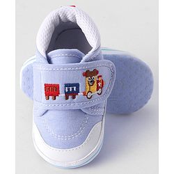 Cute Walk by Babyhug Velcro Closure Booties Train Embroidery - Blue