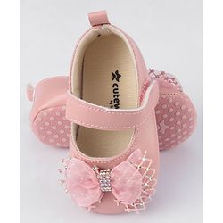 Cute Walk by Babyhug Velcro Closure Booties With Bow Applique - Pink