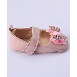 Cute Walk by Babyhug Velcro Closure Booties Bow Applique - Pink