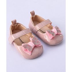 Cute Walk by Babyhug Velcro Closure Booties Bow Applique - Pink