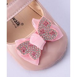 Cute Walk by Babyhug Velcro Closure Booties Bow Applique - Pink