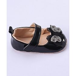 Cute Walk by Babyhug Velcro Closure Booties Bow Applique - Black