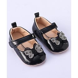 Cute Walk by Babyhug Velcro Closure Booties Bow Applique - Black