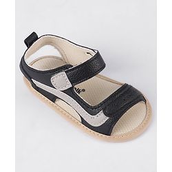 Cute Walk by Babyhug Velcro Closure Booties - Black