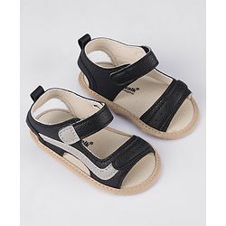 Cute Walk by Babyhug Velcro Closure Booties - Black