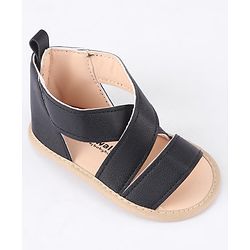 Cute Walk by Babyhug Velcro Closure Booties - Black