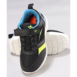 Cute Walk by Babyhug Sneakers with Velcro Closure - Black & Blue