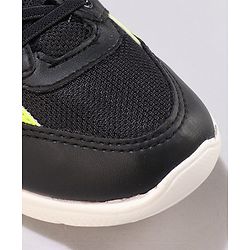 Cute Walk by Babyhug Sneakers with Velcro Closure - Black & Blue