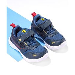 Cute Walk by Babyhug Sneakers Shoes with Velcro Closure & Star Print - Navy Blue