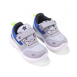 Cute Walk by Babyhug Sneakers Shoes with Velcro Closure & Star Print - Grey