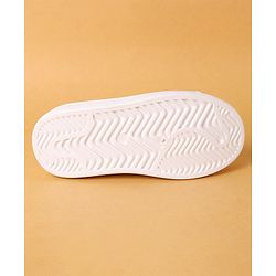 Cute Walk by Babyhug Casual Slip On Shoes Floral Print - Pink