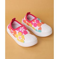 Cute Walk by Babyhug Casual Slip On Shoes Floral Print - Red