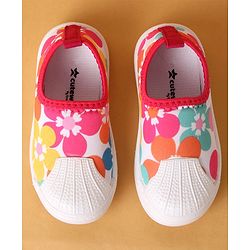 Cute Walk by Babyhug Casual Slip On Shoes Floral Print - Red