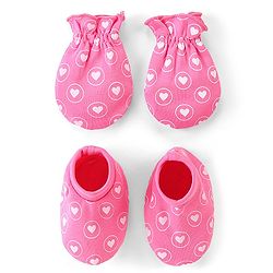 Babyhug 100% Cotton Interlock Mittens & Booties Set Hearts Print - Pink