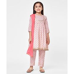 Babyhug Cambric Three Fourth Sleeves Kurti Palazzo and Dupatta Set Floral Paisley Print - Pink