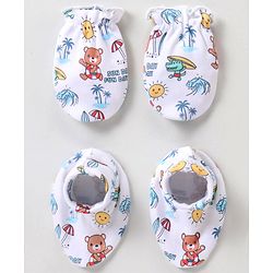 Babyhug 100% Cotton Mittens & Booties Beach Print - White