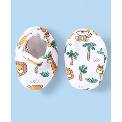 Babyhug 100% Cotton Mittens & Booties Set Animal Print - White