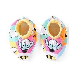 Babyhug Disney 100% Cotton Knit Cap Mitten & Booties With Winnie the Pooh Graphics - Blue