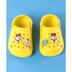 Cute Walk by Babyhug Clogs With Backstrap Closure Teddy & Rocket Applique -  Yellow