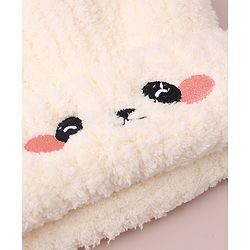 Babyhug Woolen Cap with Applique - White