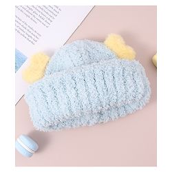 Babyhug Woolen Cap with Applique - White