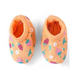 Babyhug 100% Cotton Cap Mittens & Booties Set Strawberry Print - Multicolour