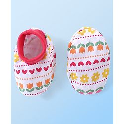 Babyhug 100% Cotton Interlock Knit Mittens & Booties Set Floral & Hearts Print - Multicolor