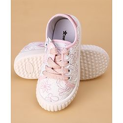 Cute Walk by Babyhug Lace Ups Casual Shoes Floral Print - Pink