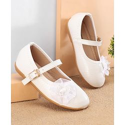 Cute Walk By Babyhug Ballerinas With Buckle Closure & Floral Applique - Golden