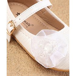 Cute Walk By Babyhug Ballerinas With Buckle Closure & Floral Applique - White