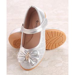 Cute Walk by Babyhug Ballerinas With Velcro Closure & Bow Applique - Silver