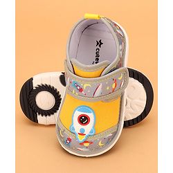 Cute Walk by Babyhug Casual Shoes With Velcro Closure Space Rocket Patch - Grey
