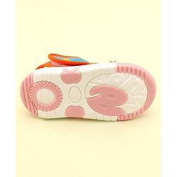 Cute Walk by Babyhug Velcro Closure Musical Sandals with Ship Applique -Orange