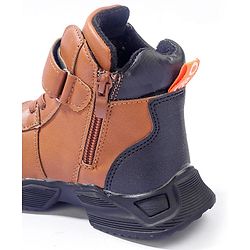Cute Walk by Babyhug Velcro Closure Winter Boots - Brown