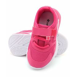Cute Walk by Babyhug Sneaker Shoes with Velcro Closure - Fuchsia