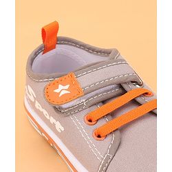 Cute Walk by Babyhug Velcro Closure Casual Shoes - Grey