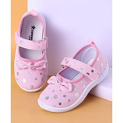 Cute Walk by Babyhug Slip On Casual Shoes with Velcro Closure & Polka Dots Print - Pink