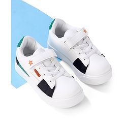 Cute Walk by Babyhug Velcro Closure Sneakers -White Green & Black