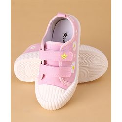 Cute Walk by Babyhug Casual Shoes with Velcro Closure Floral Print - Pink