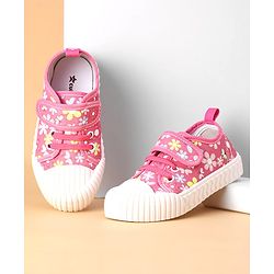 Cute Walk by Babyhug Casual Shoes with Velcro Closure Floral Print - Fuchsia