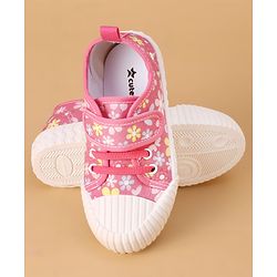 Cute Walk by Babyhug Casual Shoes with Velcro Closure Floral Print - Fuchsia