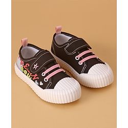 Cute Walk by Babyhug Casual Shoes with Velcro Closure Text Design - Black