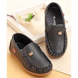 Cute Walk by Babyhug Slip On  Loafers with Crown Applique - Black