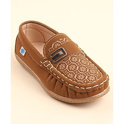 Cute Walk by Babyhug Slip On Loafer Shoes with Star Print - Brown