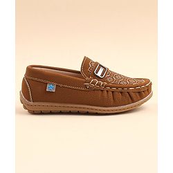 Cute Walk by Babyhug Slip On Loafer Shoes with Star Print - Brown