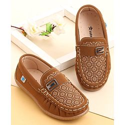 Cute Walk by Babyhug Slip On Loafer Shoes with Star Print - Brown
