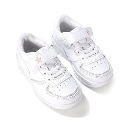 Cute Walk by Babyhug Sneakers with Velcro Closure - White